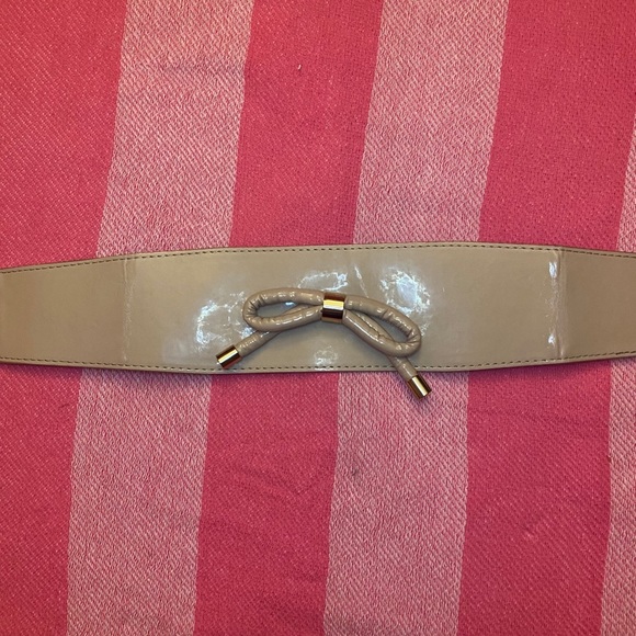 H&m Wide Belt With Bow Detail size Small - Picture 7 of 12